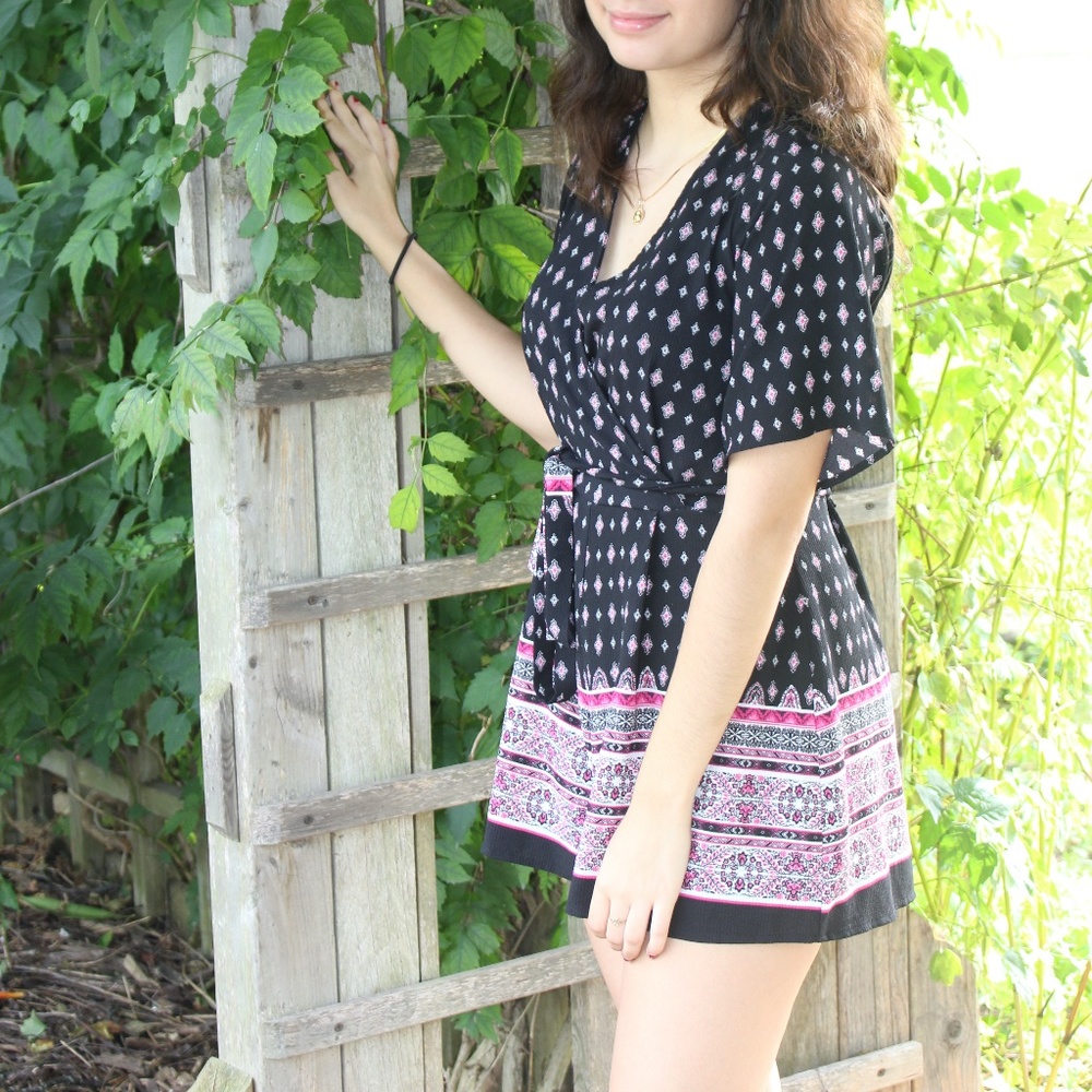 Women's Romper - Picture 2 of 8